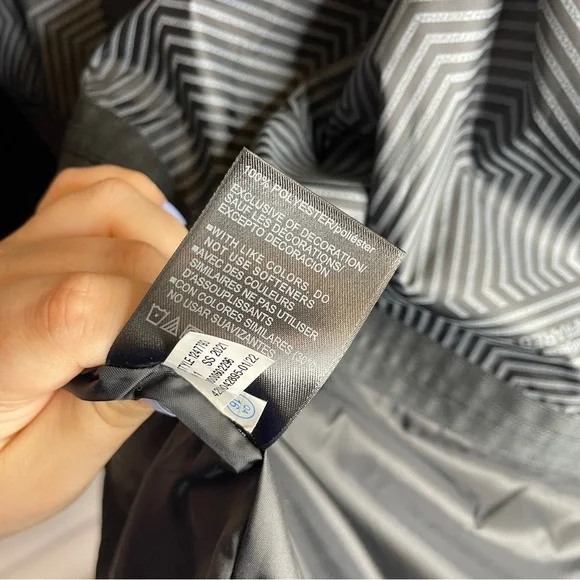 Under Armour | Armourstorm Insulated Water Resistant Rain Jacket Size Medium - Picture 11 of 11